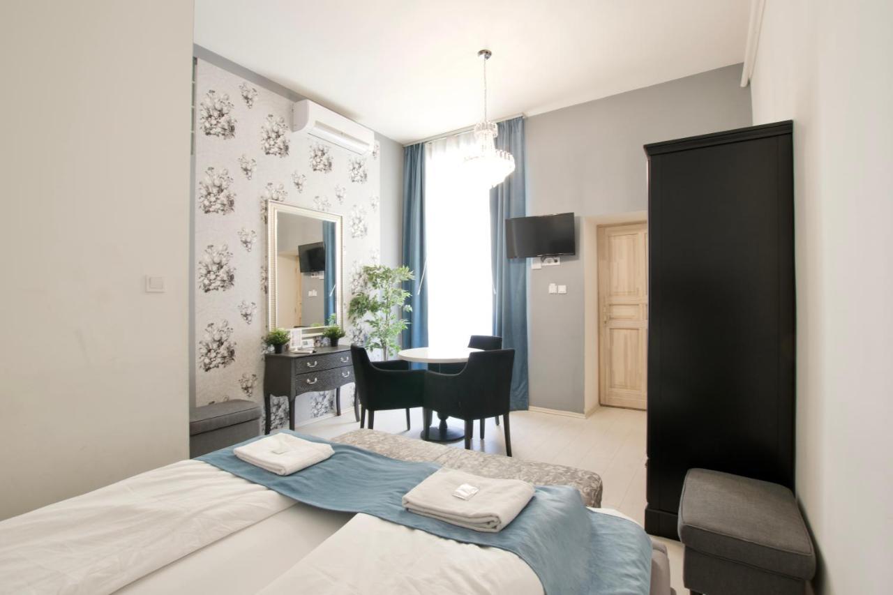 Premium Apartments By Hi5 - Astoria Square Budapest Ngoại thất bức ảnh