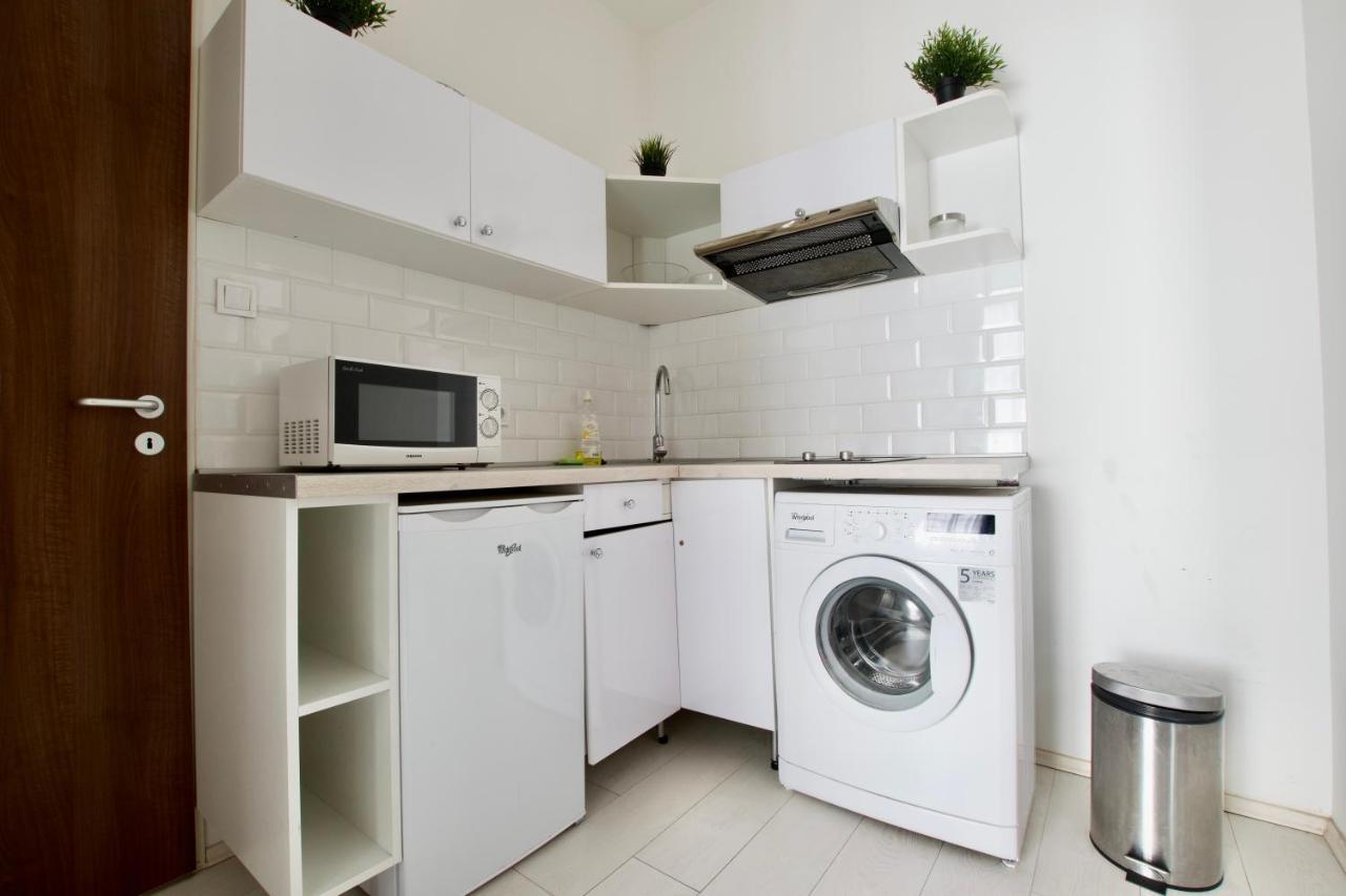 Premium Apartments By Hi5 - Astoria Square Budapest Ngoại thất bức ảnh
