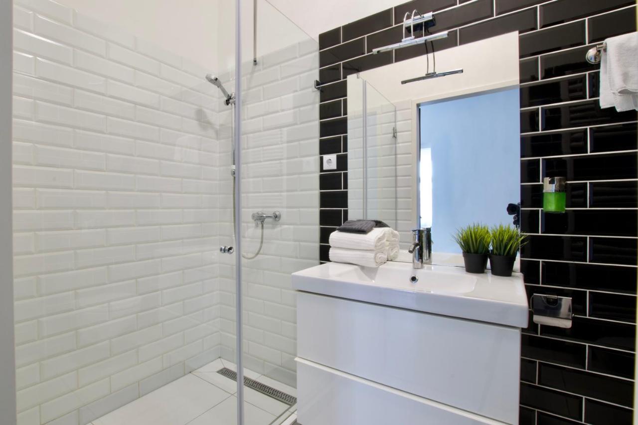 Premium Apartments By Hi5 - Astoria Square Budapest Ngoại thất bức ảnh