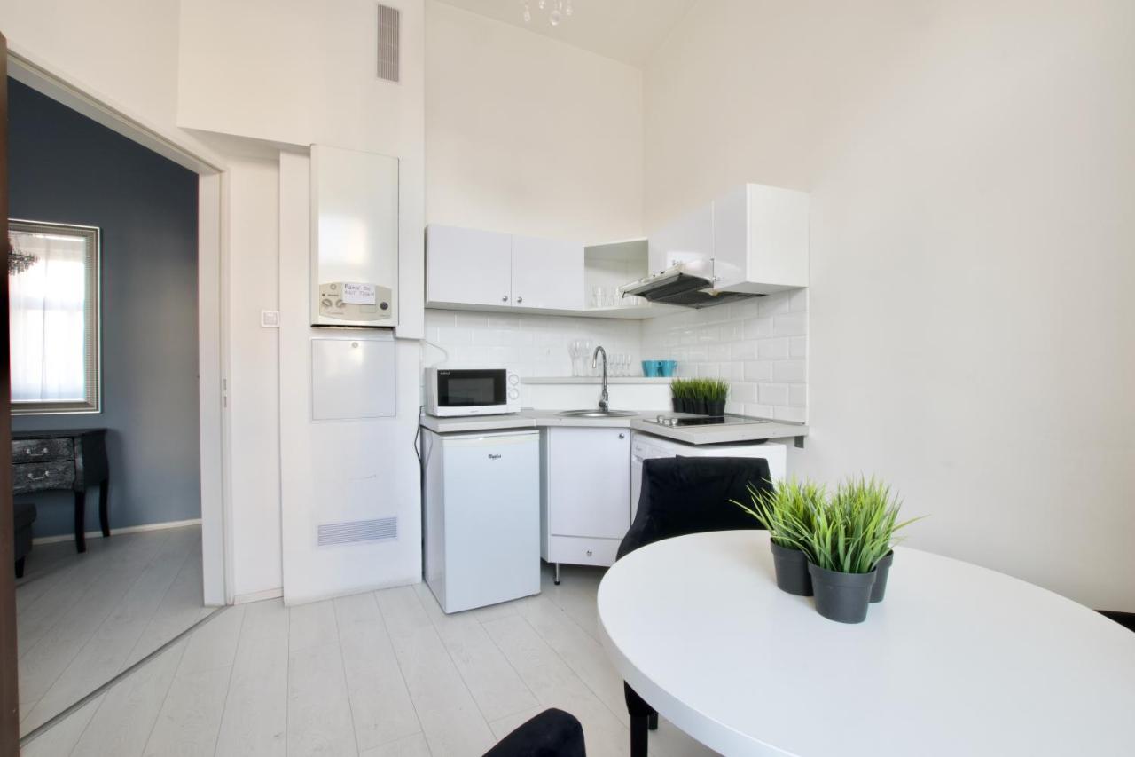 Premium Apartments By Hi5 - Astoria Square Budapest Ngoại thất bức ảnh